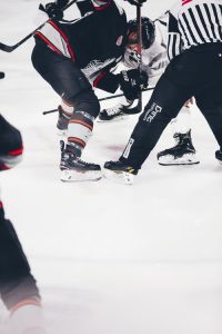 Guía de Cómo Realizar Apuestas de Hockey Online